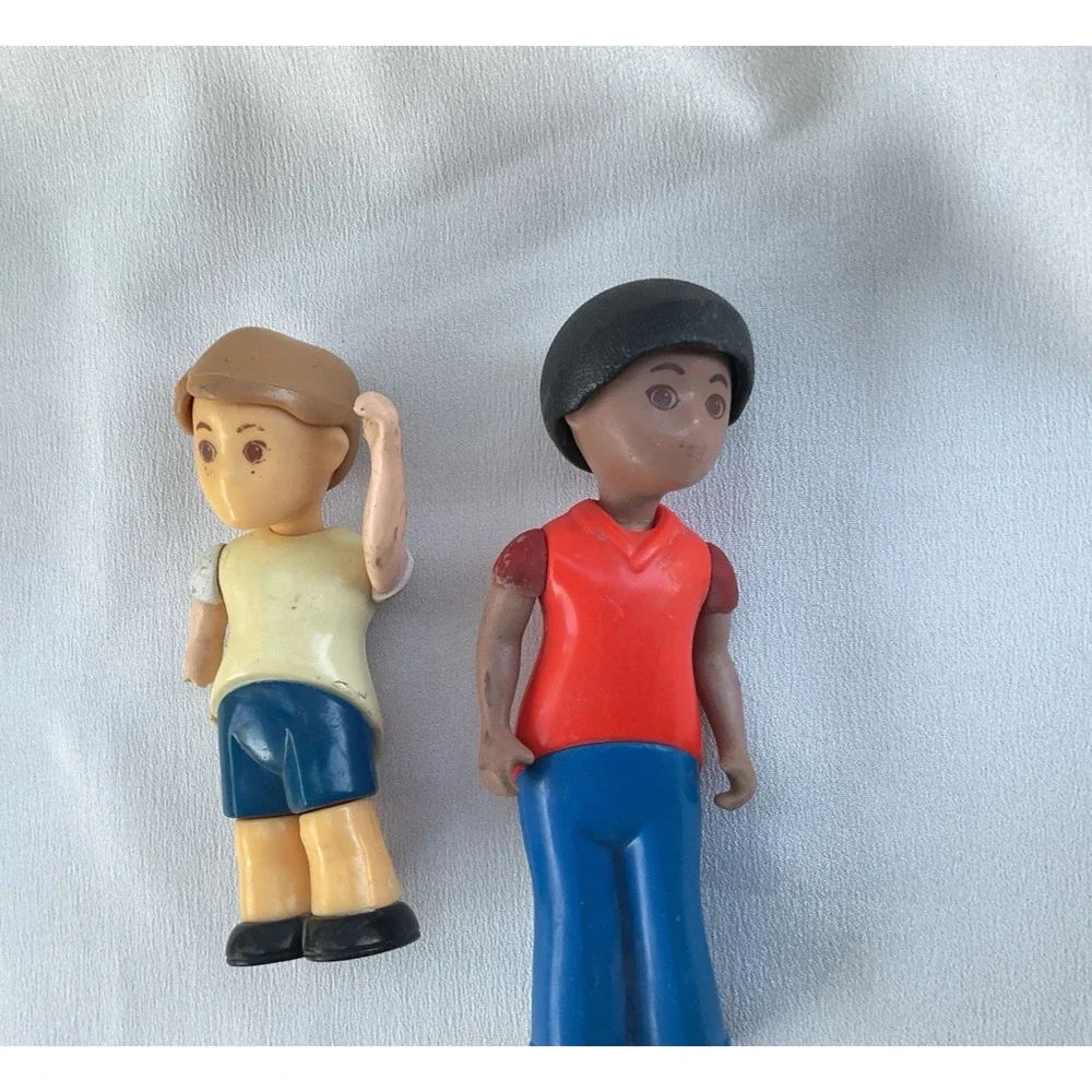 Vintage Little Tikes Dollhouse People Figures Lot of 4 Replacement Figures